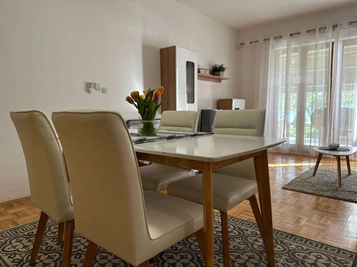 Apartmani Roko Биоград-на-Мору Экстерьер фото